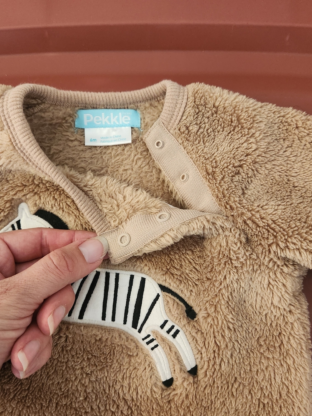 Pekkle Cozy Zebra Appliqué Fleece Sweatshirt - Tan. 6M - Picture 9 of 9